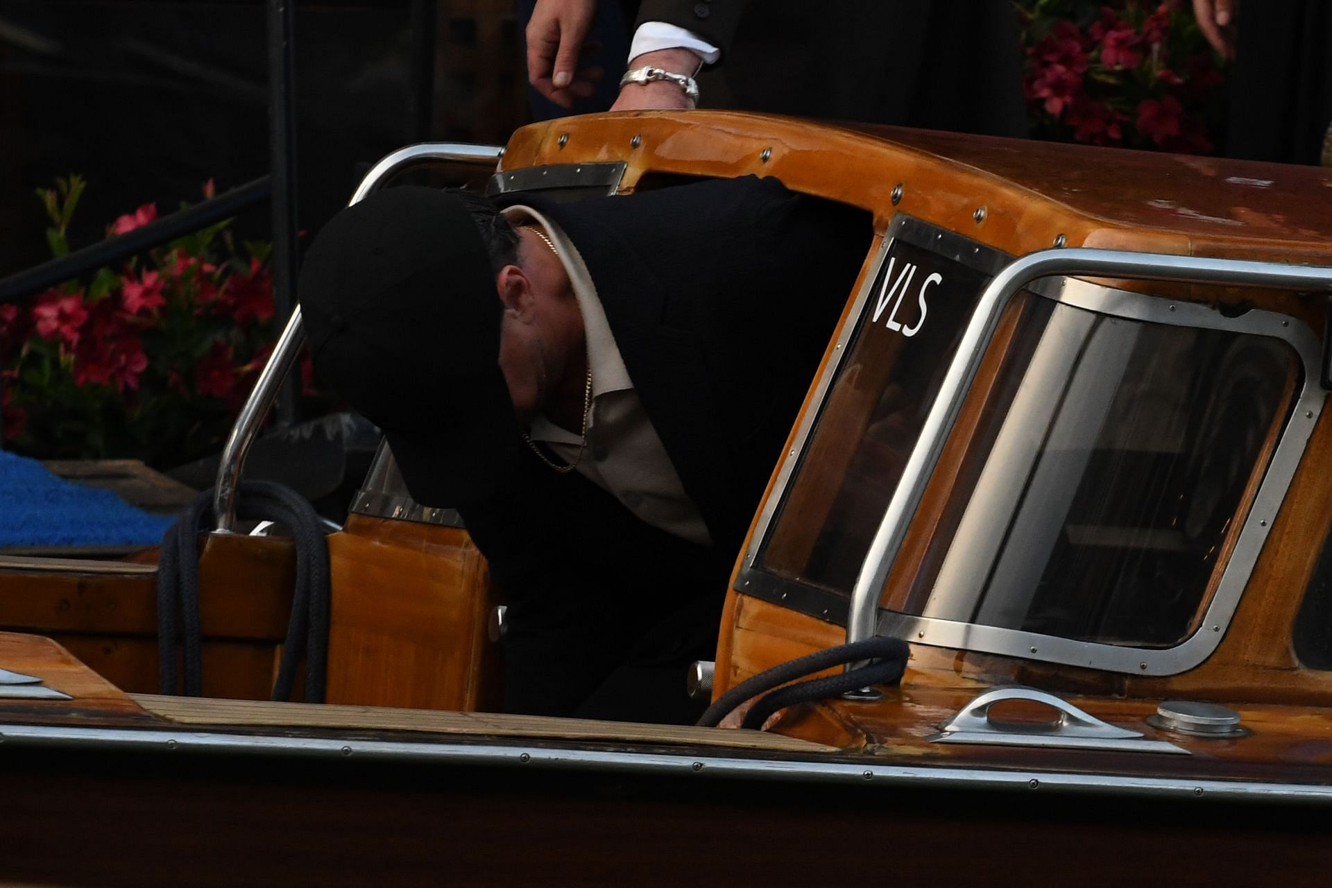 Leonardo DiCaprio spotted arriving at the Jeff Bezos And Lauren Sanchez Wedding - Source: Getty